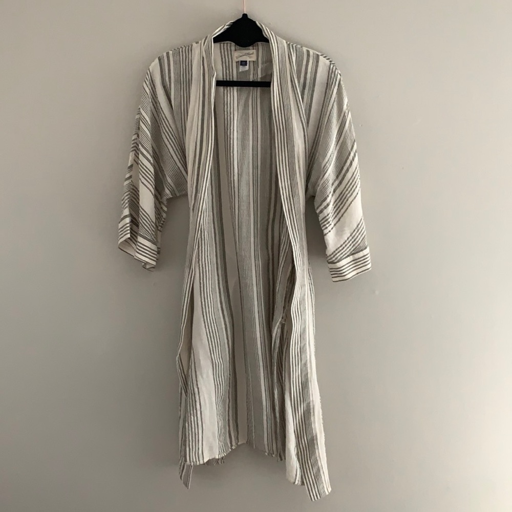 Universal Thread blue and cream striped shawl